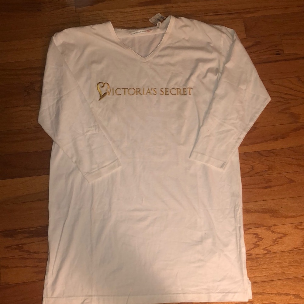 VICTORIA SECRET night gown